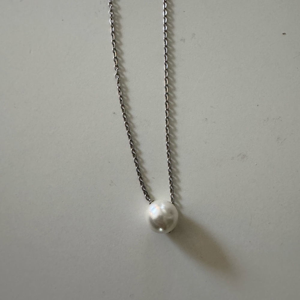 Silver Pearl Necklace
